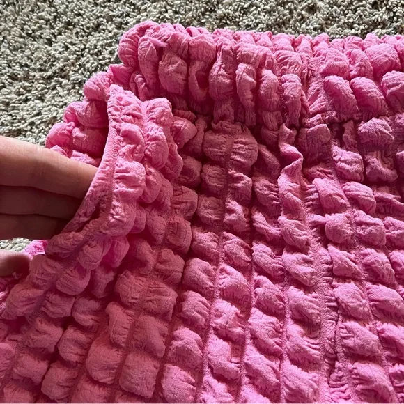 Bailey Rose Vibrant Pink Bubble Texture Puffy Pants - Picture 7 of 12